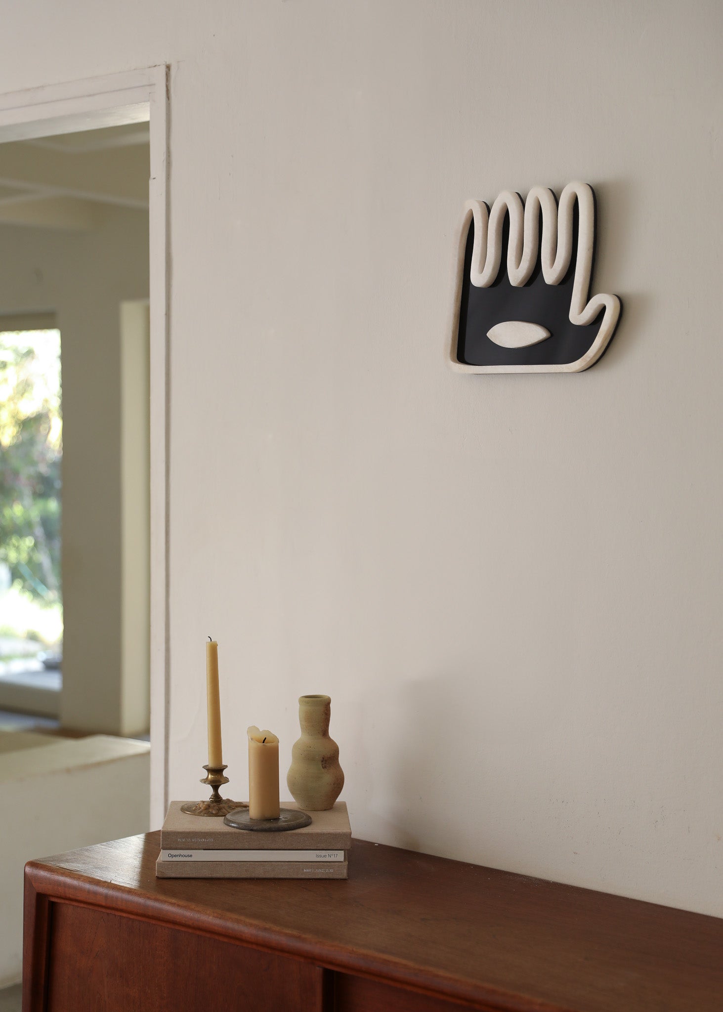 Hamsa ׳Hey · ׳הֵ - Black Ceramic Collection
